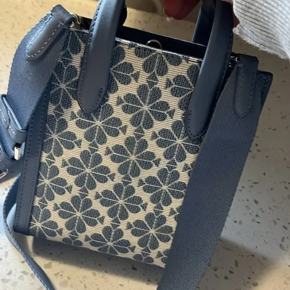 Kate spade mini jacquard cross body spade flower mini bag - Picture 5 of 9